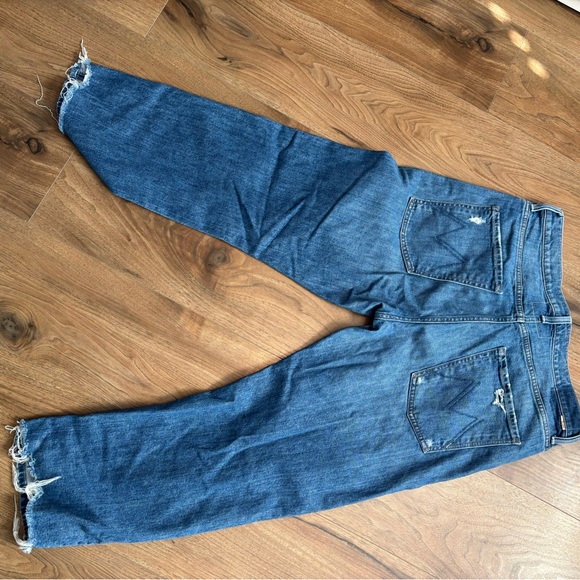 MOTHER Relaxed Fit Blue Jeans - Picture 3 of 9